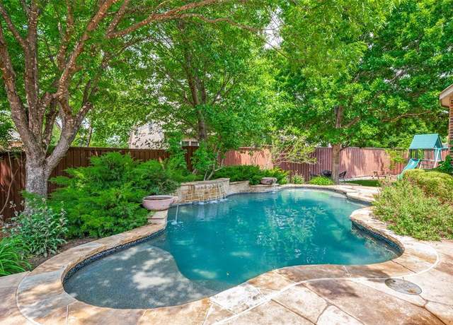 Property at 881 Willowmist Dr, Prosper, TX 75078, 4 beds, 4 baths