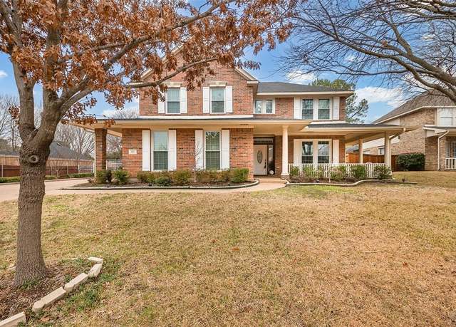 Property at 823 Doral Dr, Mansfield, TX 76063, 4 beds, 4 baths