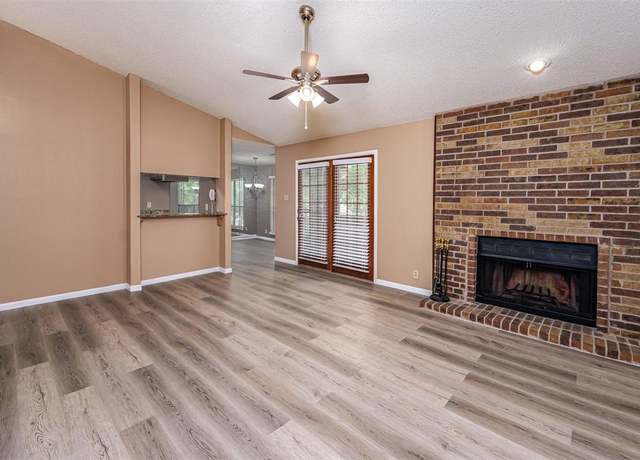 Property at 1201 Harwell Dr #225, Arlington, TX 76011, 2 beds, 2 baths