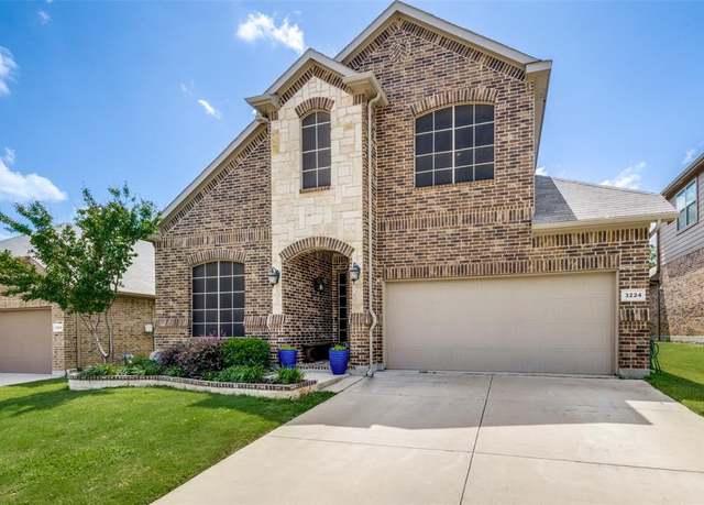 Property at 3224 Masthead Dr, Denton, TX 76210, 4 beds, 3 baths