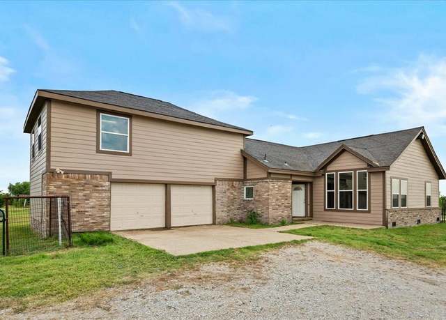 Property at 4266 FM 118, Greenville, TX 75401, 3 beds, 2 baths