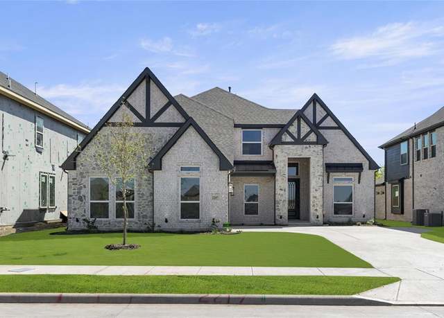Property at 2217 Corbera Dr, Little Elm, TX 75068, 4 beds, 4 baths