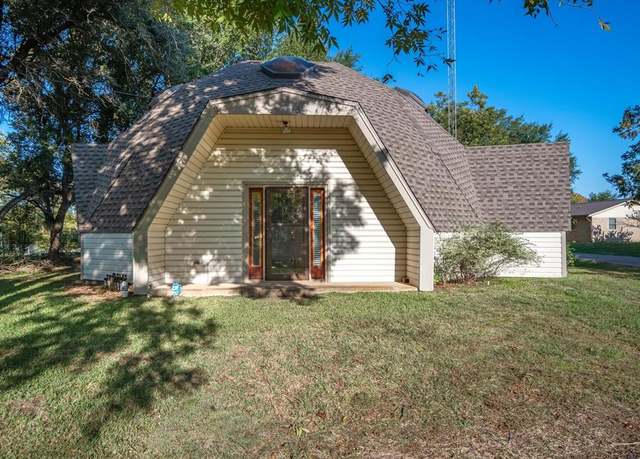 Property at 1307 Big Rock St, Canton, TX 75103, 3 beds, 2.5 baths