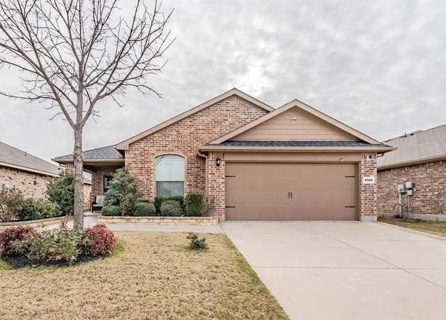 Property at 8320 Windsor Forest Dr, Fort Worth, TX 76120, 4 beds, 2 baths