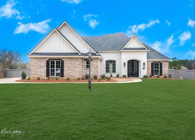 Property at 5042 Linton Cutoff Rd, Benton, LA 71006, 5 beds, 3 baths