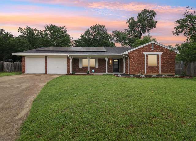 Property at 907 Pontiac Ct, Arlington, TX 76013, 4 beds, 2 baths