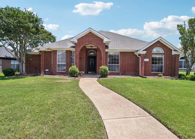 Property at 7314 Glenstone St, Rowlett, TX 75089, 3 beds, 2 baths