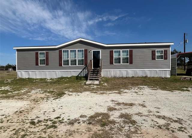 Property at 379 FM 80 S, Teague, TX 75860, 3 beds, 2 baths