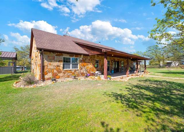 Property at 4412 Holbrook Rd, Springtown, TX 76082, 4 beds, 3.5 baths