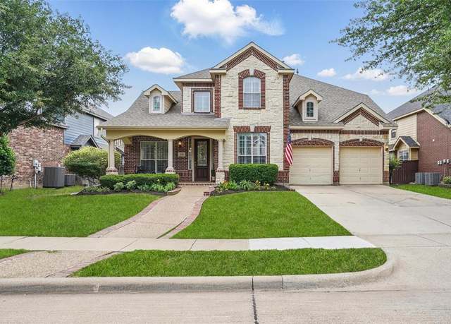 Property at 209 Odyssey Ln, Mansfield, TX 76063, 4 beds, 3.5 baths