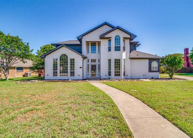 Property at 1526 Bonanza Ct, Sachse, TX 75048, 4 beds, 3 baths