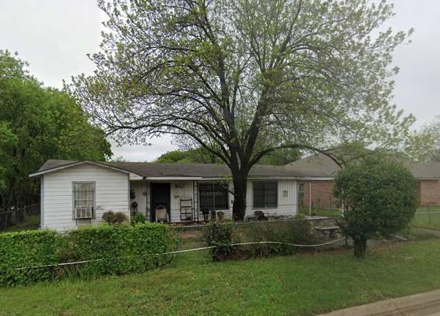 Property at 3716 Radford Rd, Fort Worth, TX 76119, 4 beds, 2 baths