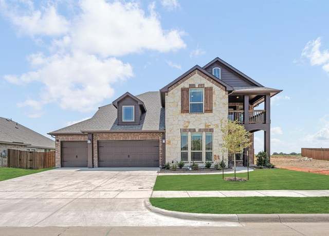 Property at 220 Claywood Dr, Glenn Heights, TX 75154, 6 beds, 5 baths