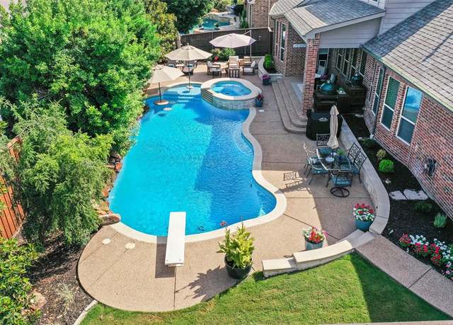 Property at 2804 Darlinghurst Rd, Trophy Club, TX 76262, 4 beds, 3.5 baths