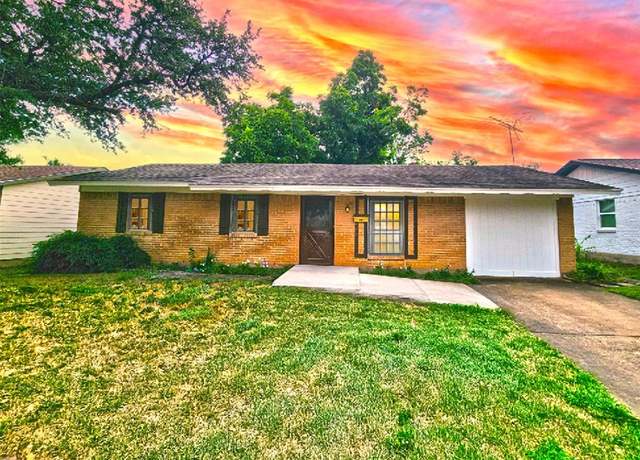 Property at 4318 Pineridge Dr, Garland, TX 75042, 3 beds, 2 baths