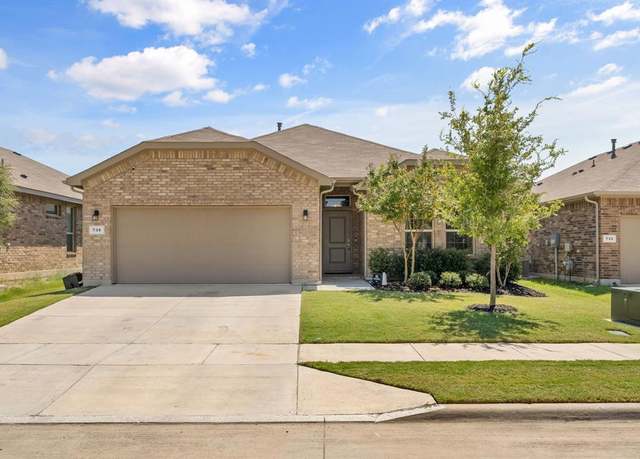 Property at 736 Shepperton Way, Fort Worth, TX 76247, 3 beds, 2 baths