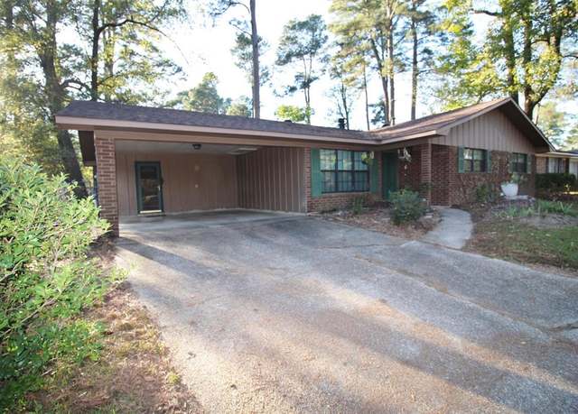 Property at 9438 Shartel Dr, Shreveport, LA 71118, 3 beds, 2 baths