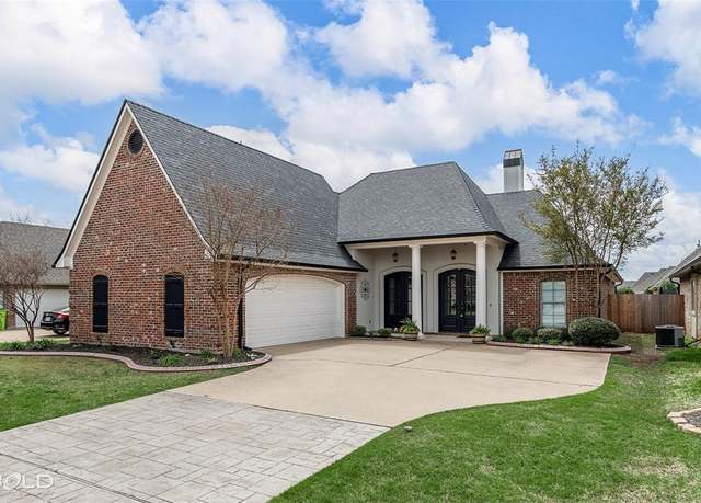 Property at 513 Toulouse Ct, Bossier City, LA 71111, 3 beds, 2 baths