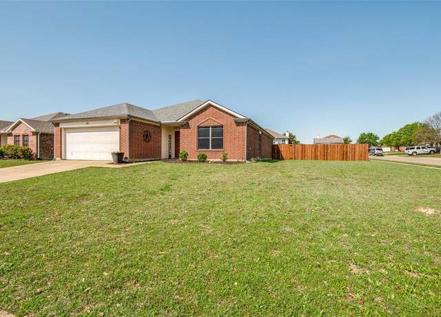 Property at 1501 Lakeside Dr, Glenn Heights, TX 75154, 3 beds, 2 baths