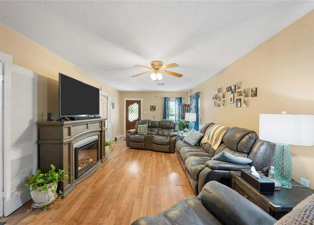 Property at 409 S Marable St, West, TX 76691, 3 beds, 2 baths