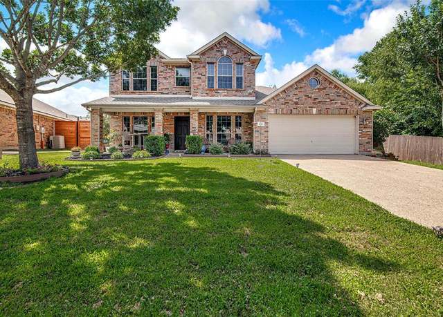 Property at 210 Forestridge Dr, Mansfield, TX 76063, 4 beds, 2.5 baths