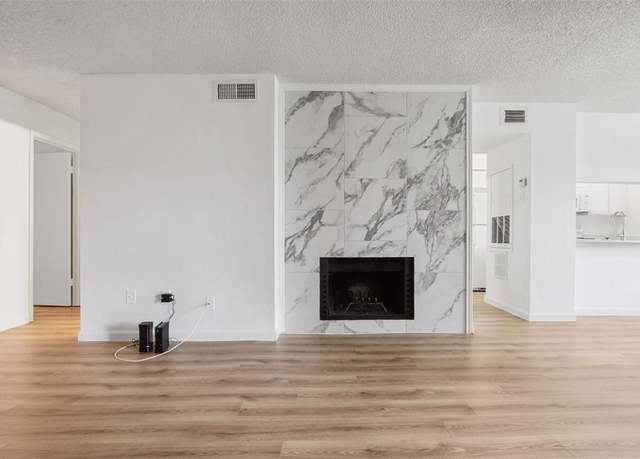 Property at 12484 Abrams Rd #1801, Dallas, TX 75243, 1 bed, 1 bath