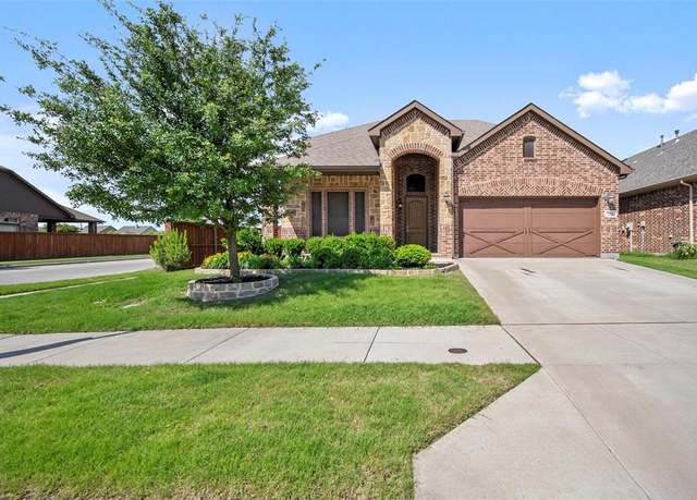 Property at 125 Mineral Point Dr, Aledo, TX 76008, 4 beds, 3 baths