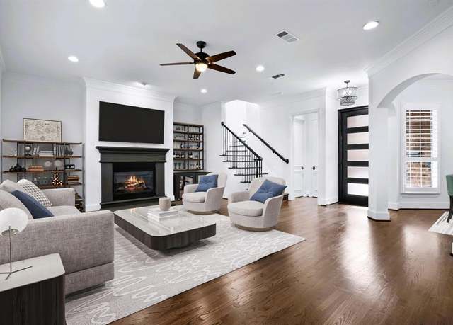 Property at 4929 Alcott St, Dallas, TX 75206, 3 beds, 2.5 baths