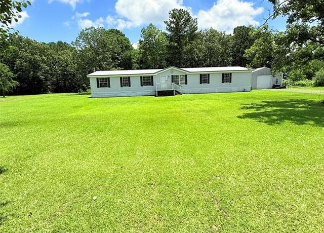 Property at 4701 Quiet Country Rd, Shreveport, LA 71107, 4 beds, 2 baths
