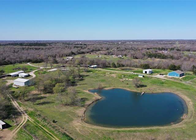 Property at 2238 County Road 1081, Greenville, TX 75401, 4 beds, 3 baths
