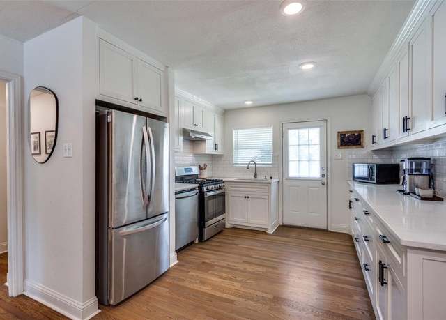 Property at 10225 Pinecrest Dr, Dallas, TX 75228, 4 beds, 2 baths