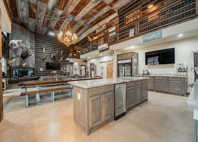 Property at 1990 Jim Harry Loop, Sunset, TX 76270, 5 beds, 5.5 baths