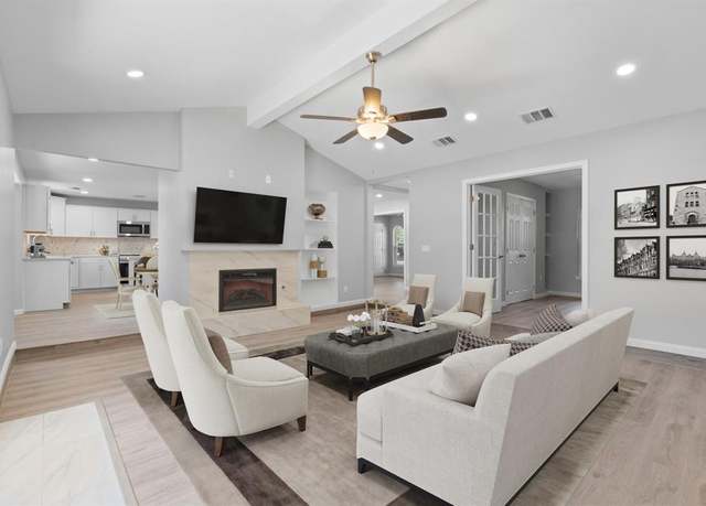 Property at 800 Meadowview Dr, Crowley, TX 76036, 5 beds, 2 baths