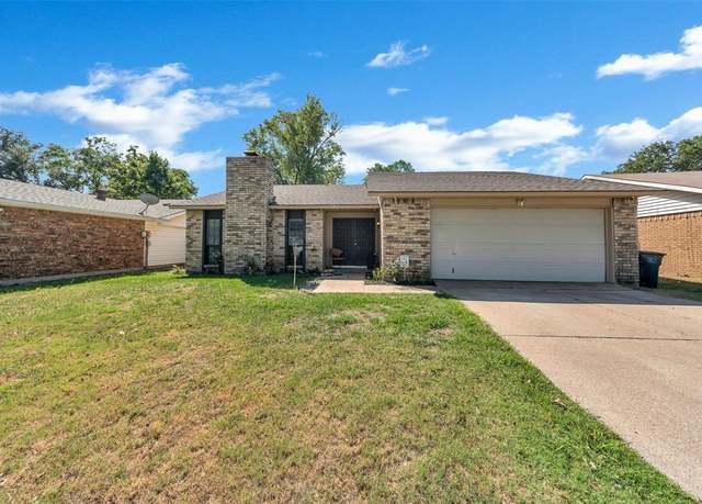 Property at 4021 Horizon Pl, Fort Worth, TX 76133, 3 beds, 2 baths