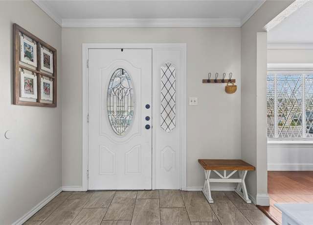 Property at 4602 Weyhill Dr, Arlington, TX 76013, 4 beds, 3 baths