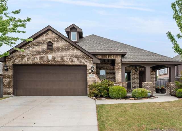 Property at 3033 Fern Ct, Midlothian, TX 76065, 3 beds, 2 baths