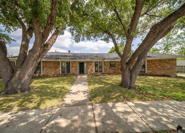 Property at 1012 Rosewood Pl, Carrollton, TX 75006, 3 beds, 2 baths