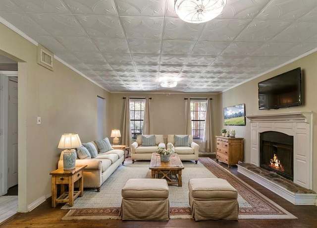 Property at 5519 County Road 4604, Athens, TX 75752, 3 beds, 2.5 baths