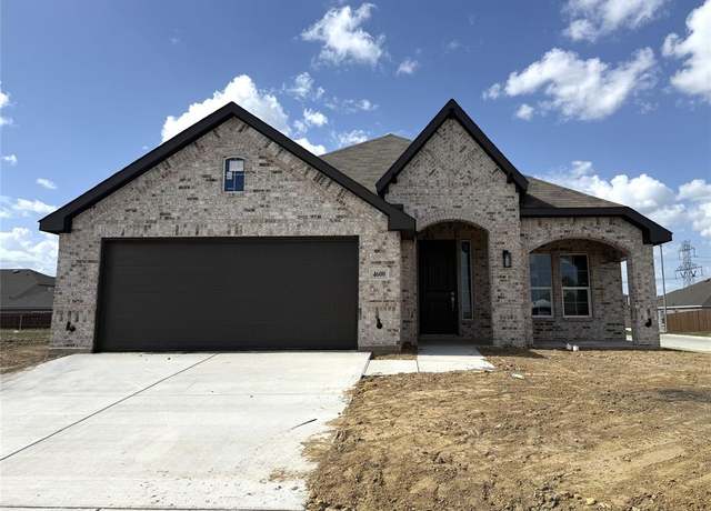 Property at 4600 Lyre Leaf Dr, Fort Worth, TX 76036, 3 beds, 2 baths