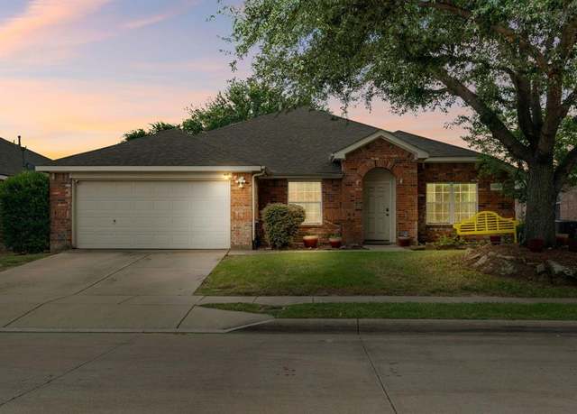 Property at 1320 Cattle Crossing Dr, Fort Worth, TX 76131, 4 beds, 2 baths