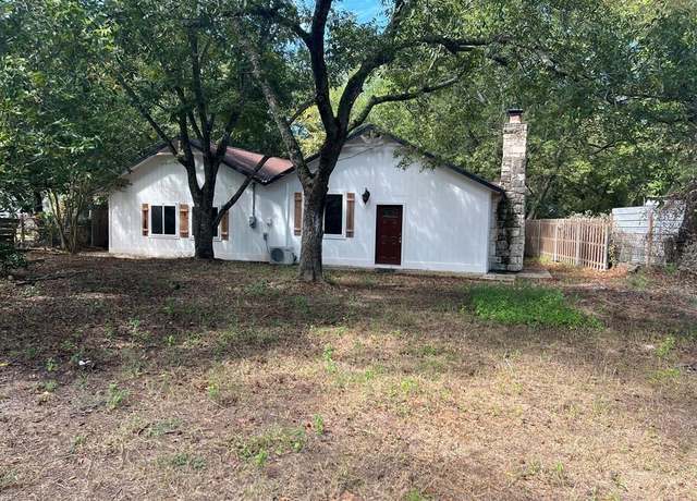 Property at 124 Griffith Bnd, Mabank, TX 75156, 5 beds, 2 baths