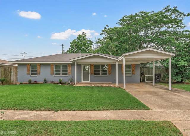 Property at 4006 Ella St, Bossier City, LA 71112, 3 beds, 2 baths