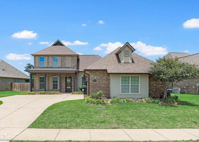 Property at 2960 Paradise Dr, Shreveport, LA 71105, 4 beds, 3 baths