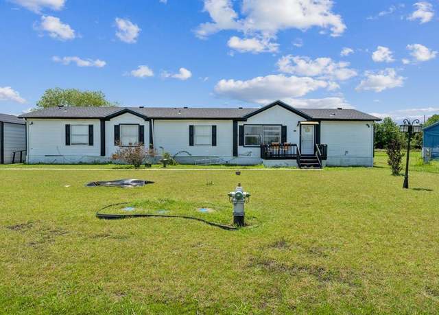 Property at 129 Eagle Ridge Dr, Waxahachie, TX 75165, 4 beds, 3 baths