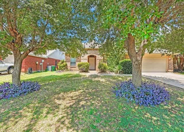 Property at 2617 Hereford Rd, Denton, TX 76210, 4 beds, 2 baths