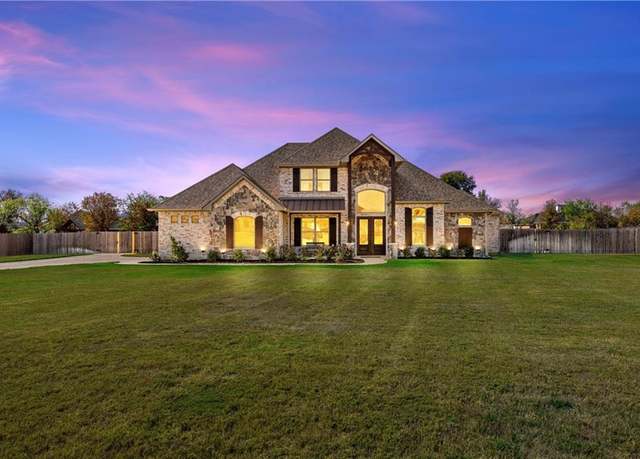 Property at 68 Independence Trl, Waco, TX 76708, 5 beds, 3.5 baths