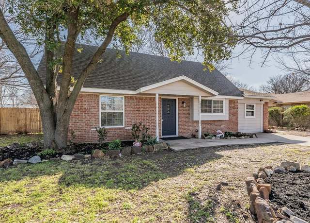 Property at 8008 Limerick Ln, North Richland Hills, TX 76180, 3 beds, 2 baths