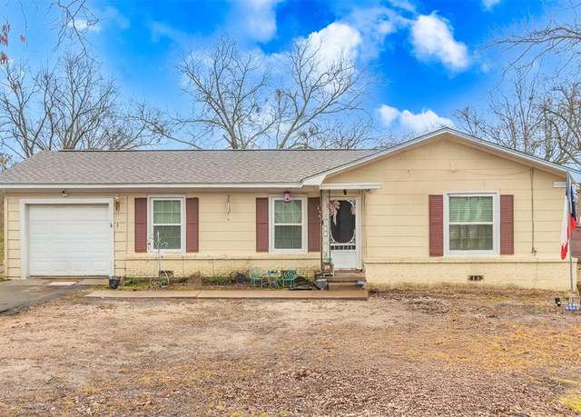 Property at 710 E Side Dr, Quitman, TX 75783, 3 beds, 1 bath