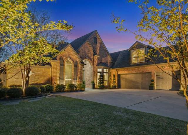 Property at 101 Skyline Dr, Trophy Club, TX 76262, 4 beds, 3 baths