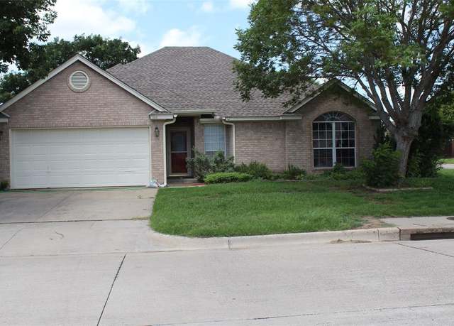Property at 100 Taos Loop, Aledo, TX 76008, 3 beds, 2 baths